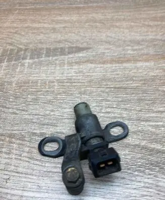 Ford Mondeo Mk III Crankshaft position sensor 2S7Q6023AB