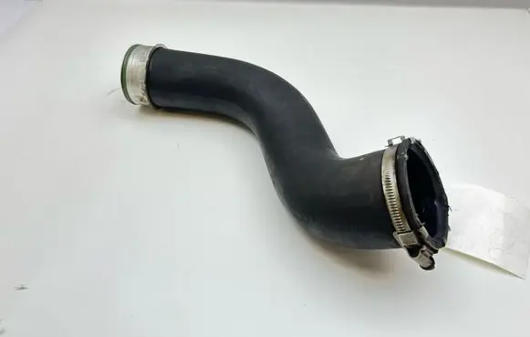 Mercedes-Benz C W204 Intercooler hose/pipe A2045281882 2045281882
