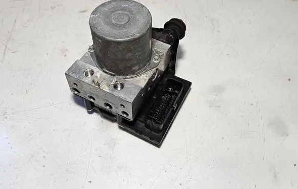 Audi A4 S4 B8 8K ABS Pump 8K0614517FG 0265236399