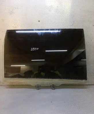 KIA Carnival Sliding door window/glass 