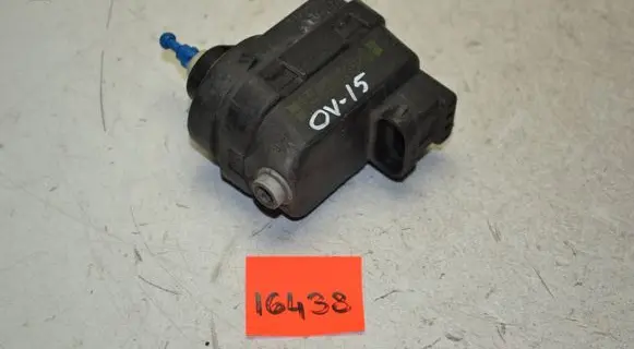 Opel Vivaro Headlight level adjustment motor S61A0