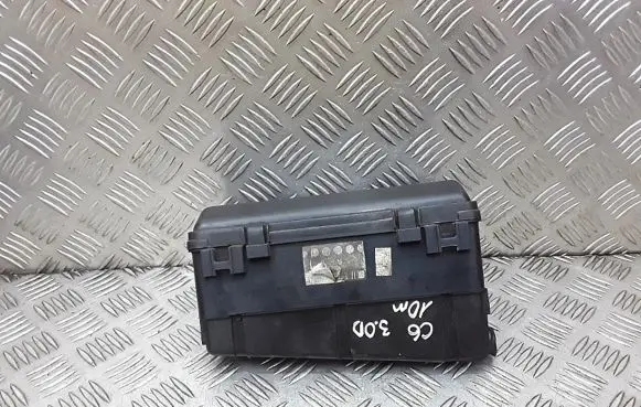 Citroen C6 Fuse module