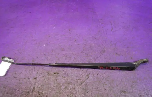 Citroen Xsara Picasso Front wiper blade arm