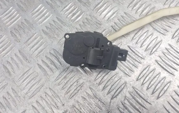 Citroen C4 I Picasso Air flap motor/actuator A21200600 EFB350 05032007