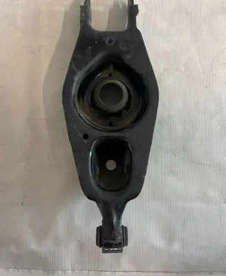 Dodge Challenger Rear upper control arm/wishbone 286