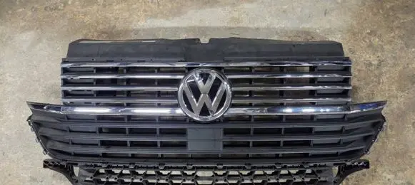Volkswagen Multivan T6 Front grill 7LA853653 7LA853651B 7LA807699D