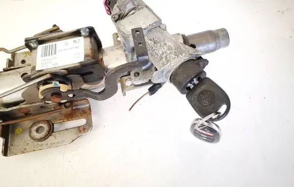 Volkswagen Golf IV Ignition lock 