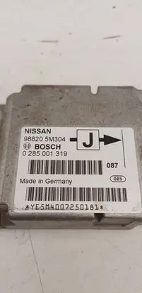 Nissan Almera N16 Airbag control unit/module 988205M304 0285001319