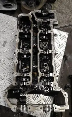 Mercedes-Benz C W204 Engine head r6420163601