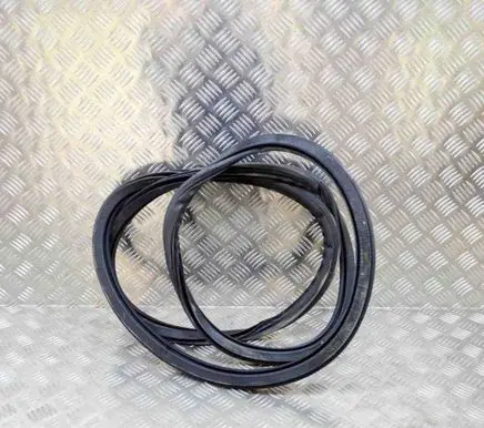 Audi A3 S3 8V Rubber seal front coupe door 8V3831721B