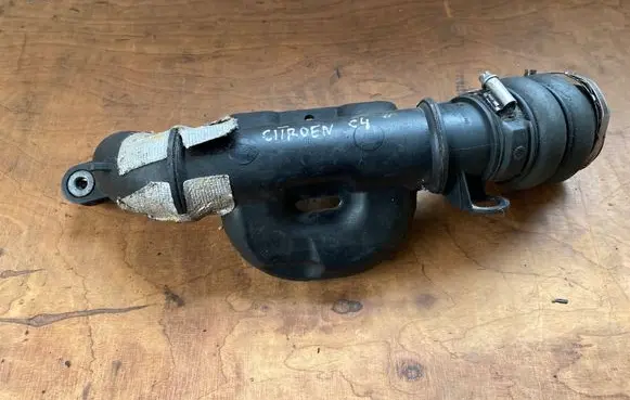 Citroen C4 I Picasso Air intake hose/pipe 9657083780
