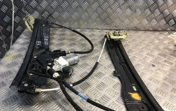 BMW 5 F10 F11 Front door electric window regulator