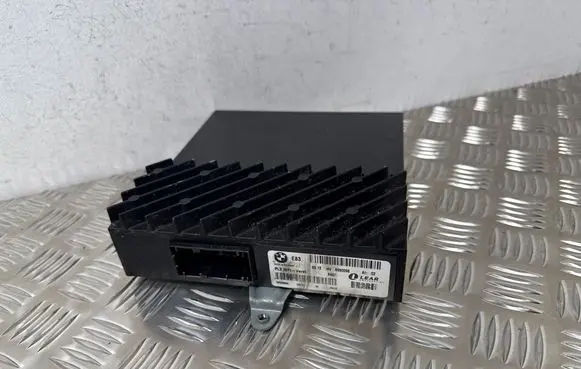 BMW X3 E83 Sound amplifier 6990098 532230804