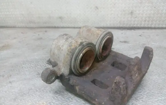 Subaru Forester SG Front brake caliper