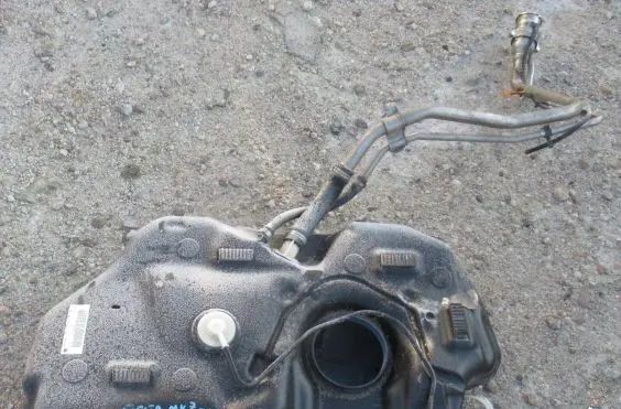Ford Fiesta Fuel tank 