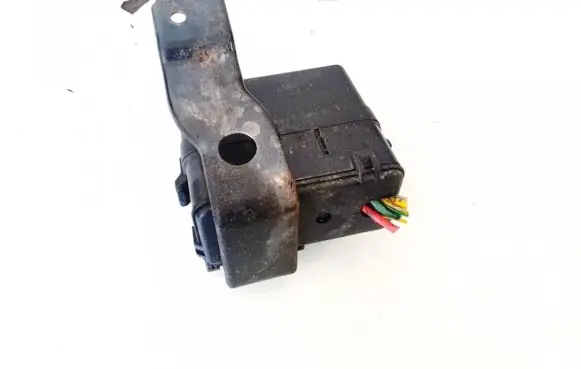 Nissan Qashqai Fuse box set 64200049 6420-0049