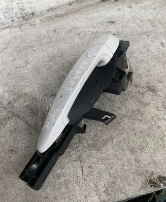 BMW 1 E81 E87 Front door exterior handle