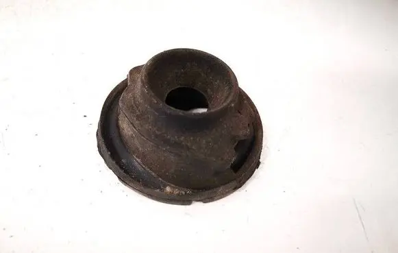 Seat Ibiza III (6L) Front coil spring rubber mount 1J0512149B