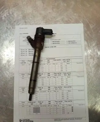 KIA Ceed Fuel injector 0445110320