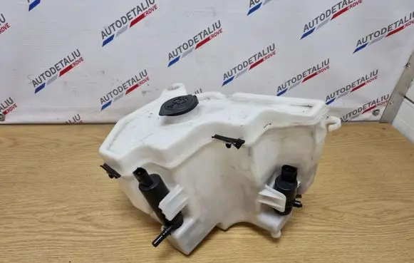 BMW Z4 E89 Windshield washer fluid reservoir/tank 7192856