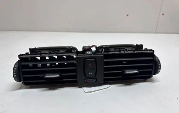 BMW 3 F30 F35 F31 Dash center air vent grill 9218552 508835