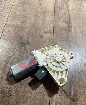 Mercedes-Benz E C207 W207 Front door window regulator motor A2078200342 965150100