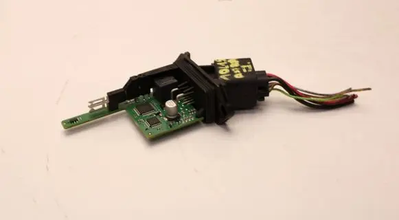 Opel Astra J MPM control module 915722104