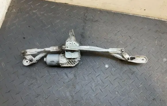 BMW 6 F12 F13 Front wiper linkage and motor 7306272 3397021524