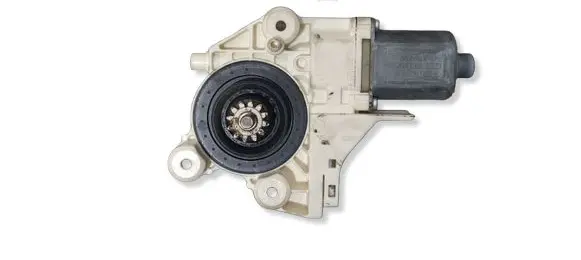 Ford Focus Front door window regulator motor 995208101