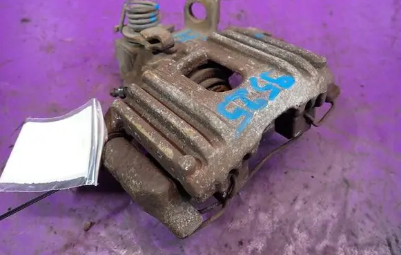 Mini One - Cooper R50 - 53 Rear brake caliper