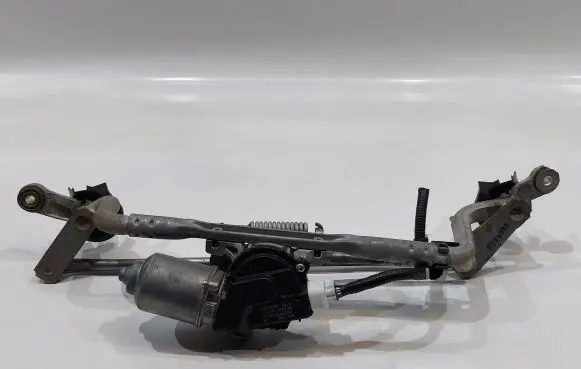 Toyota Verso Front wiper linkage and motor 85110-0F030