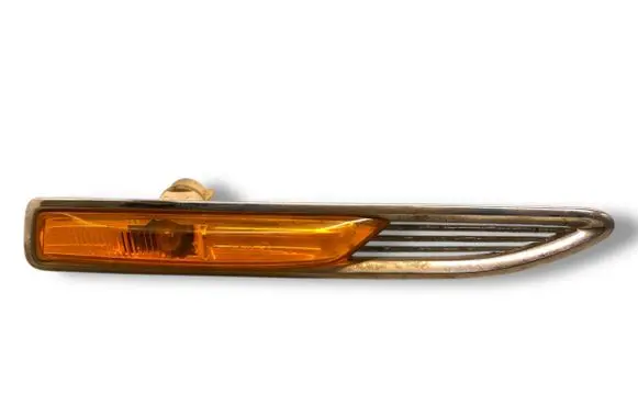 Ford Mondeo MK IV Front fender indicator light 7S7113K354AF