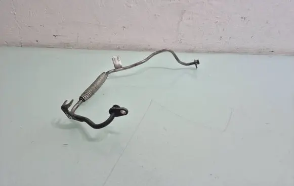 Alfa Romeo Giulia Turbo turbocharger oiling pipe/hose 50052651