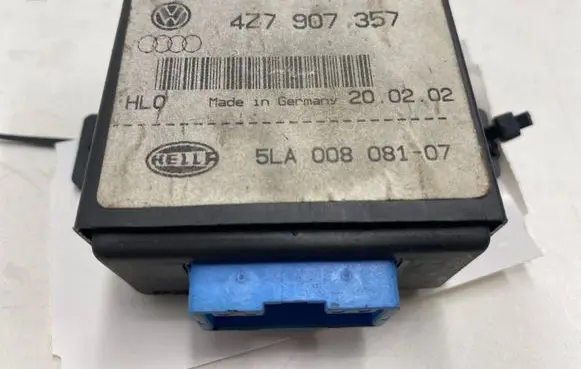 Audi A4 S4 B6 8E 8H Light module LCM 4Z7907357