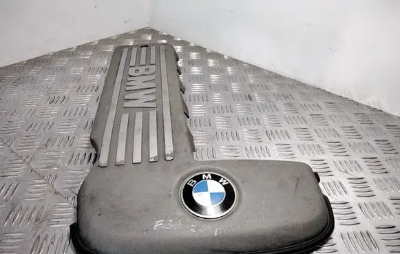 Engine cover (trim)