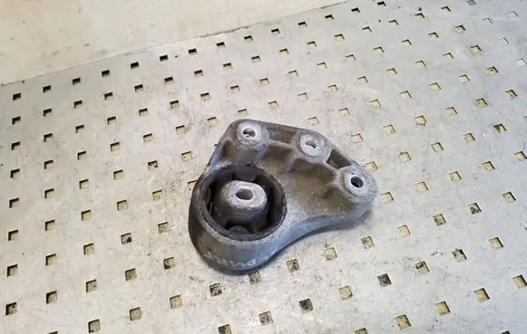 Audi A6 S6 C6 4F Rear differential mounting bracket 