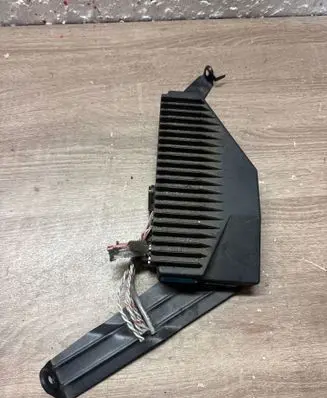 Volvo V70 Sound amplifier 8673135 03W21 10347