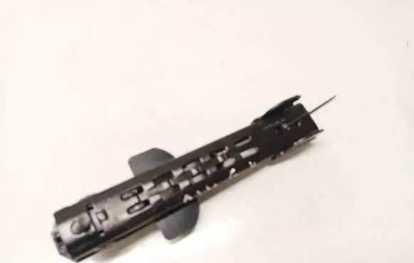 Volkswagen Golf Plus Seat belt adjustment rail 1T0857819 502007010176