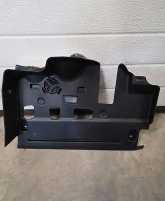 BMW 3 G20 G21 Dashboard lower bottom trim panel 6805566