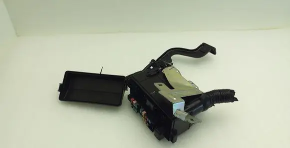 Nissan Micra K14 Fuse box set 252307990A 5FA0A