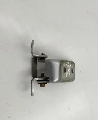 Opel Insignia A Front door upper hinge A046574