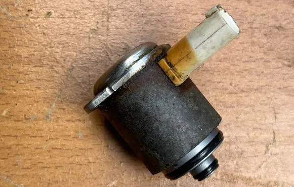 BMW X1 E84 Hydraulic servotronic pressure valve 32106788212 6788212
