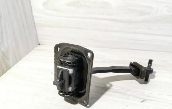 Citroen Jumpy Front door check strap stopper 9809831880