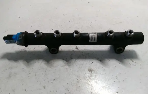 Peugeot 3008 I Fuel main line pipe 968475308002 R9144Z290A