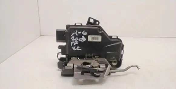 Audi A6 S6 C5 4B Front door lock 4B1837015G