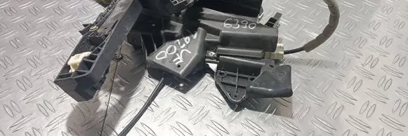 Mercedes-Benz C W204 Front door lock A2047230908 977064102