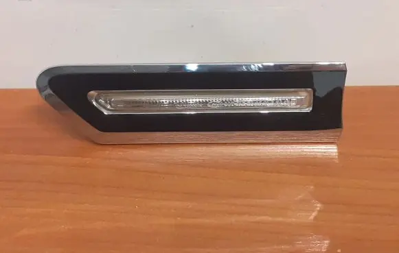 BMW 7 F01 F02 F03 F04 Front fender indicator light 7203371 3573