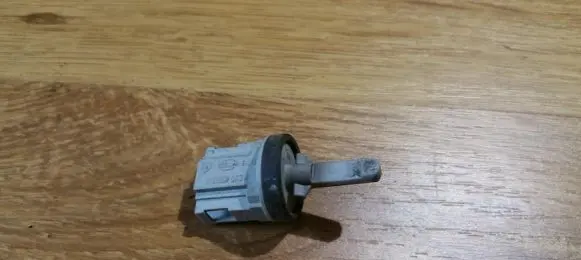 Interior temperature sensor