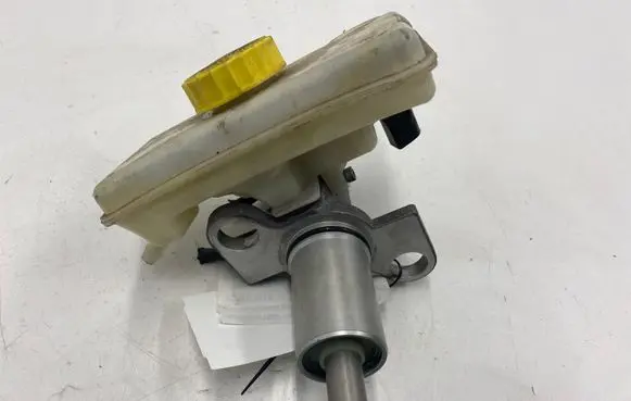 Audi A6 S6 C5 4B Master brake cylinder 8E0611021B