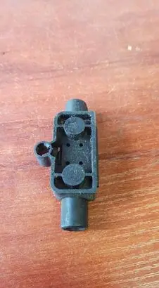 BMW 5 E34 Fuse box cover 1388270